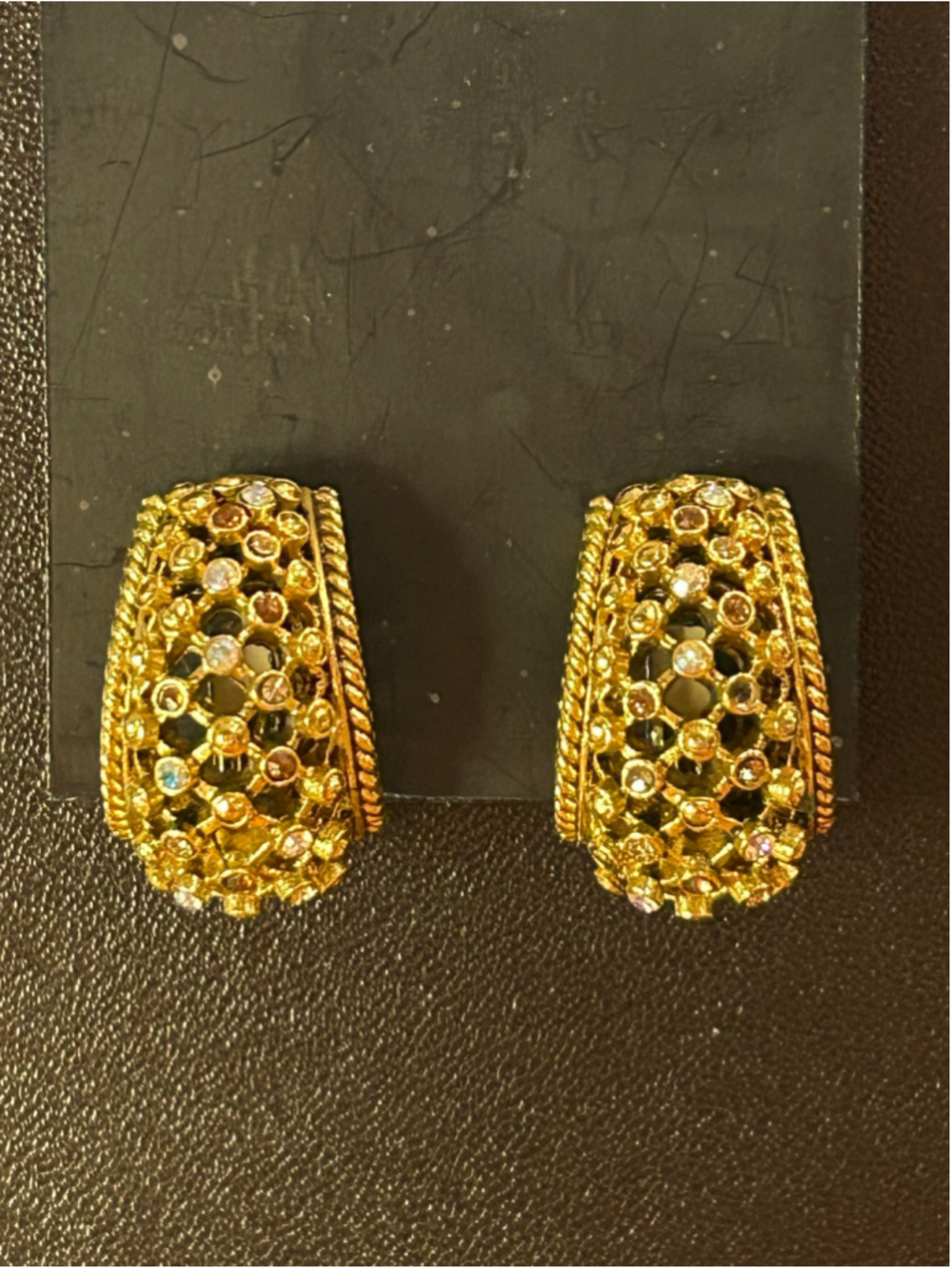 Women's Oscar de la Renta Gold Tone Crystal Clip-On Earrings One Size